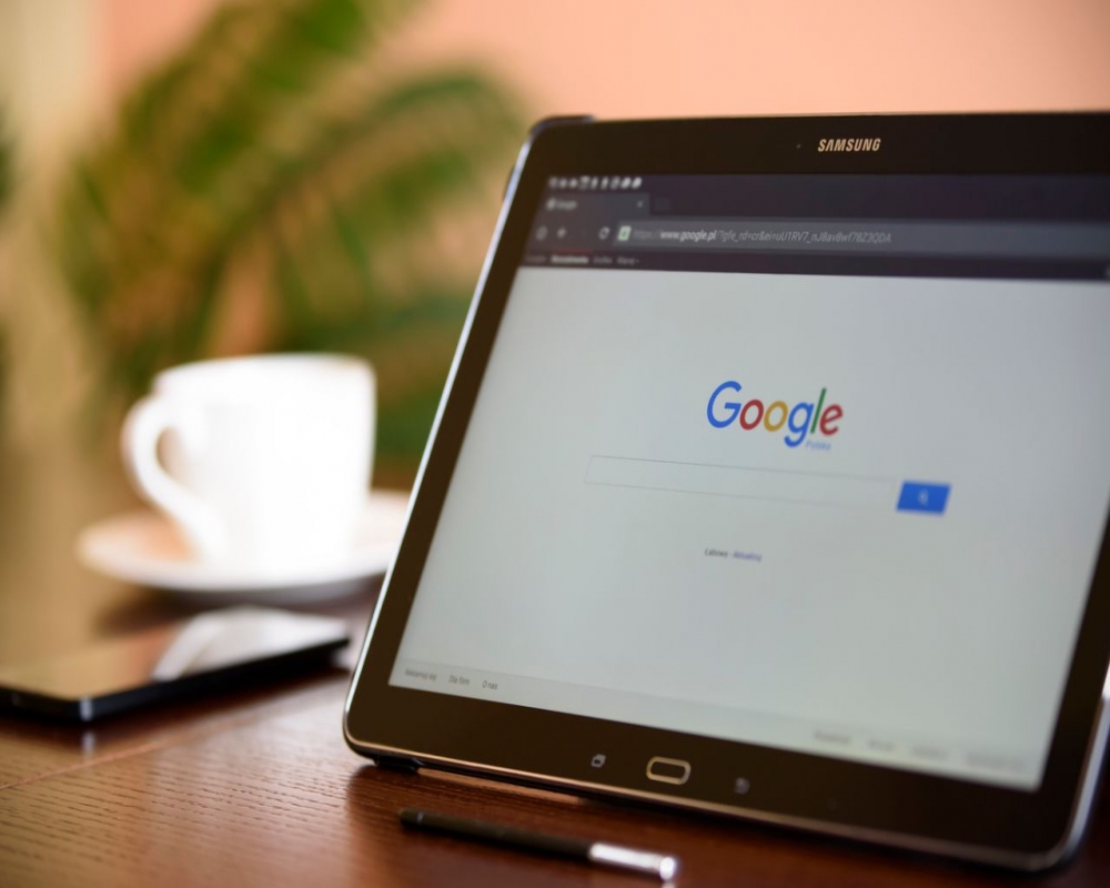 Rakipleriniz Googleda ilk sayfadayken sizin siteniz neden geride kalıyor? Site hızı, backlink eksikliği ve içerik kalitesi gibi kritik SEO hatalarını heme